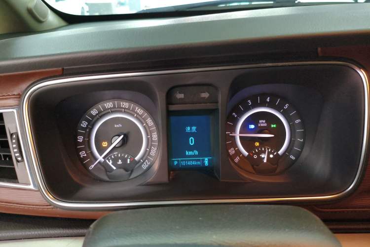 Used Buick GL8 2018 28T Comfort Model China VI Standard
