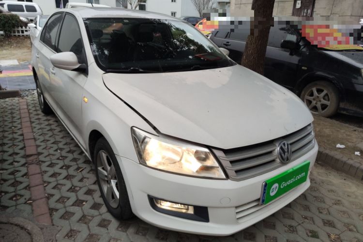 Used Volkswagen Santana 2015 1.6L Manual Comfort Edition