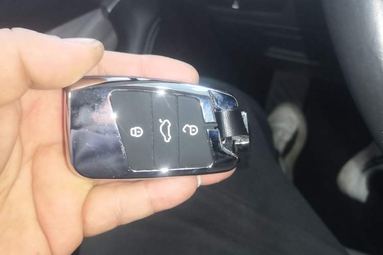 Used Volkswagen Magotan 2023 2 Million Units Limited Edition 330TSI DSG Leading Version