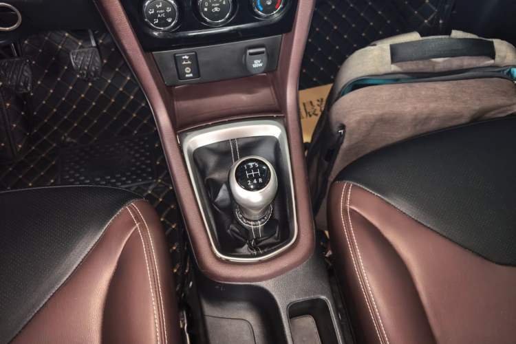 Used Venucia M50V 2019 1.5L Manual Comfort Edition
