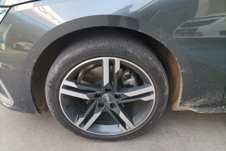 Used Audi A4L 2020 40 TFSI Luxury Dynamic Model
