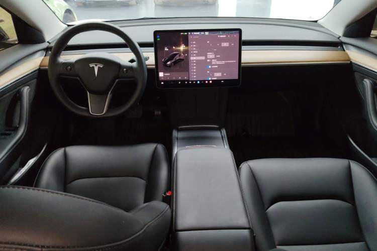 Used Tesla Model 3 2022 Rear-Wheel-Drive Version
