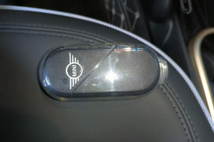 Used  Electric MINI COOPER 2025 456km COOPER E Classic Style