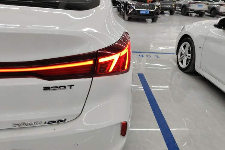 Used Changan Eado 2022 PLUS Blue Whale NE 1.4T GDI DCT Prestige Edition
