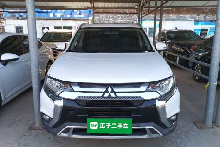 Used Mitsubishi Outlander 2019 2.0L Two-Wheel Drive Comfort Edition 5 Seats China VI Standard
