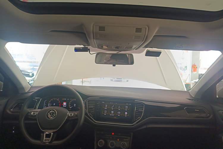 Used Volkswagen T-ROC 2022 280TSI DSG Two-Wheel Drive Elite PLUS
