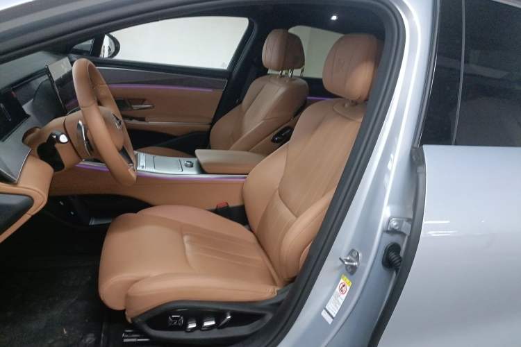 Used BYD Han L 2025 EV Four-Wheel Drive LiDAR Flagship Model