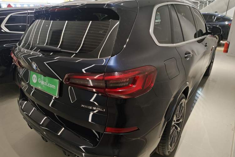 Used BMW X5 2022 Restyled xDrive 30Li Luxury Version M Sport Package
