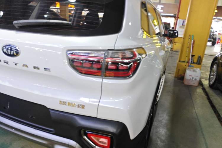 Used Kia Sportage R 2018 2.0L Automatic Smart Luxury Version China V Standard
