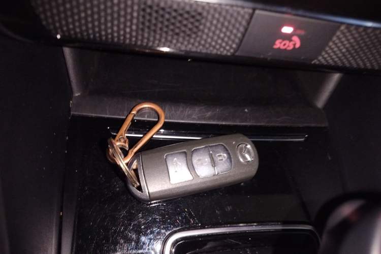 Used Mazda Atenza 2020 2.0L Blue Sky Luxury Edition
