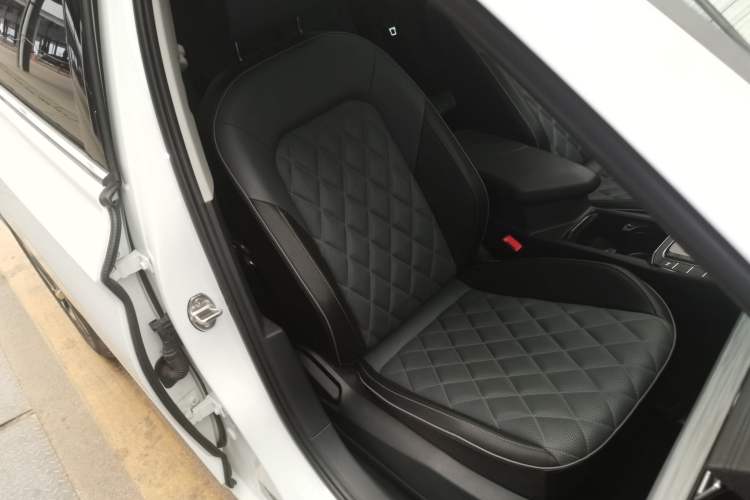 Used Volkswagen Sagitar 2024 300TSI DSG Excellence Edition
