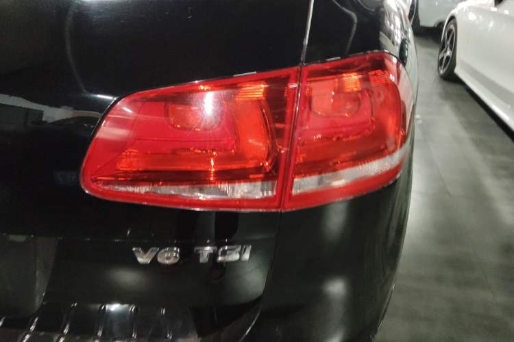 Used Volkswagen Touareg 2011 3.0 TSI Comfort Version