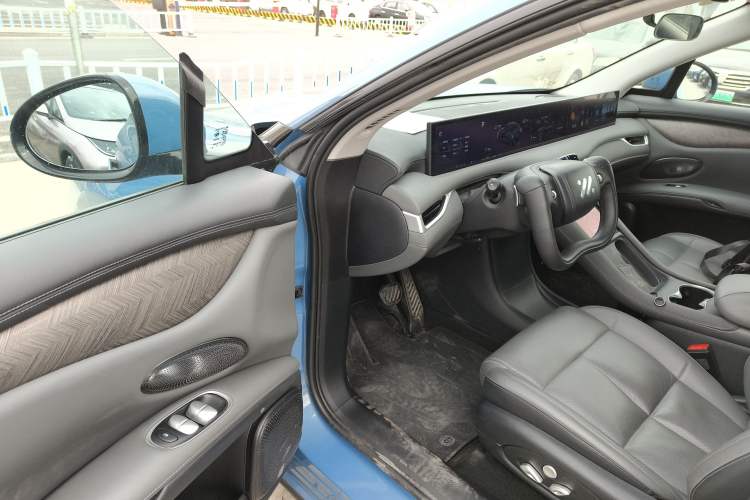 Used  LS6 2025 Ultra-Powerful Lingxi Intelligent Enjoyment Edition
