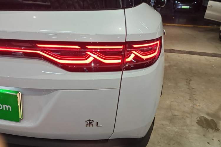 Used BYD Song L DM-i 2024 160km Beyond Edition
