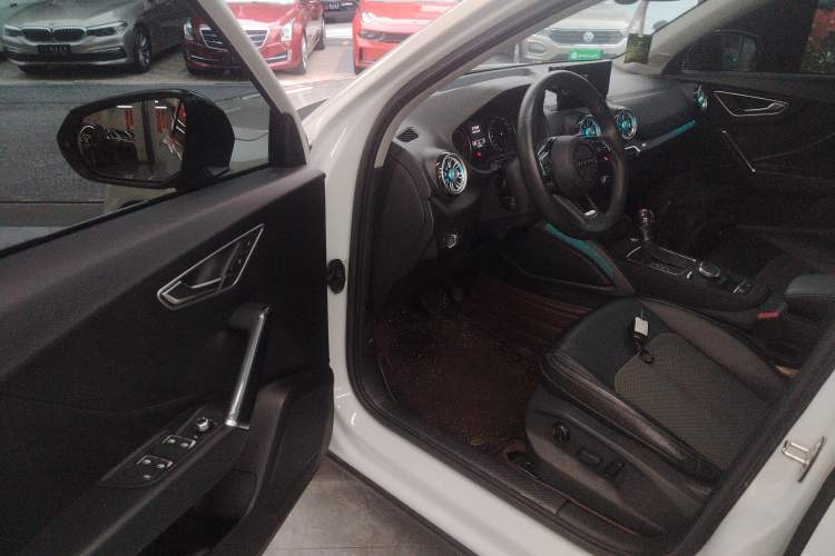 Used Audi Q2L 2018 35 TFSI Launch Exclusive Edition China VI
