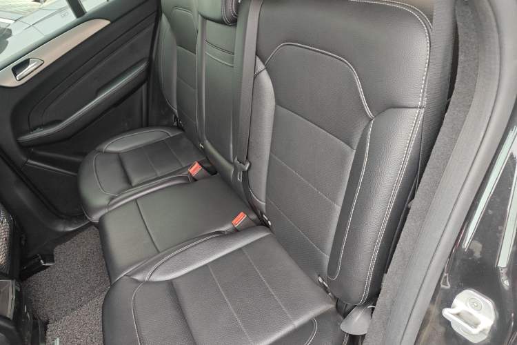 Used Mercedes-Benz M-Class 2014 ML 320 4MATIC