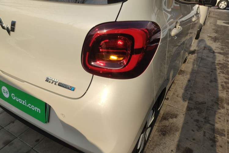 Used Wuling Hongguang MINIEV 2025 Four-Door Version Advanced Edition
