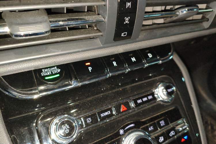 Used Lincoln Corsair 2022 2.0T Two-Wheel Drive Luxury Edition