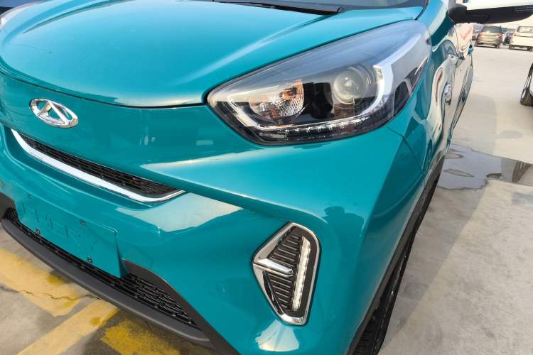 Used Chery Little Ant 2022 Revised Version Sweet Pink Edition Half-Sugar Version Lithium Iron Phosphate 30.7 kWh 30 kW 301 km
