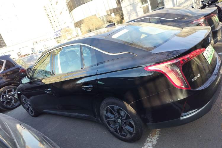 Used Hongqi E-QM5 2023 Revised Version Basic Travel Edition