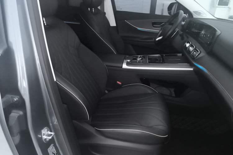 Used Chery Tiggo 9 2023 2.0T Dual-Clutch Two-Wheel Drive Luxury Edition 5 Seats
