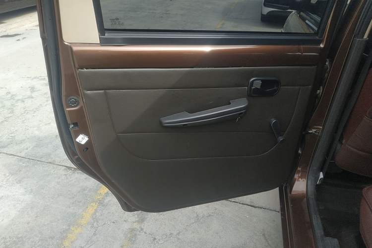 Used Wuling Hongguang 2015 1.5L S Basic Version China V Standard
