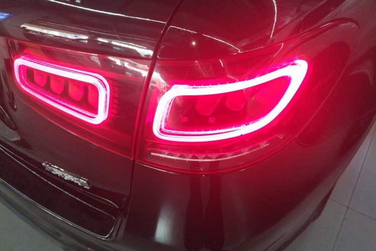 Used Mercedes-Benz GLC 2021 GLC 260 L 4MATIC Luxury Model