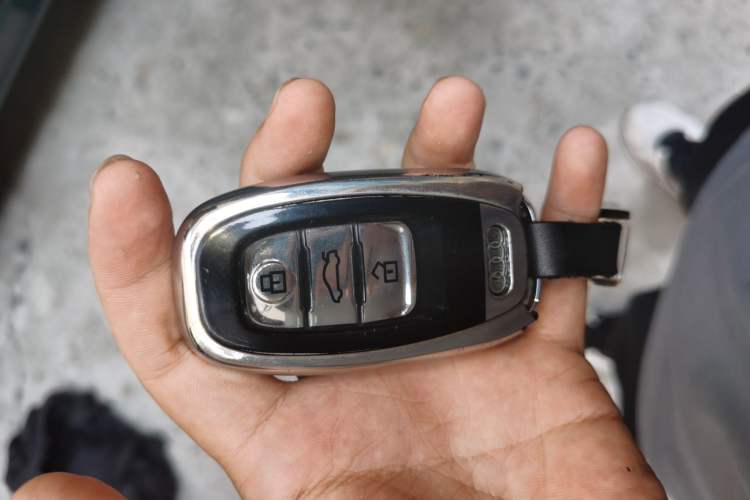 Used Audi A6L 2018 30th Anniversary Edition 35 TFSI Fashion Model
