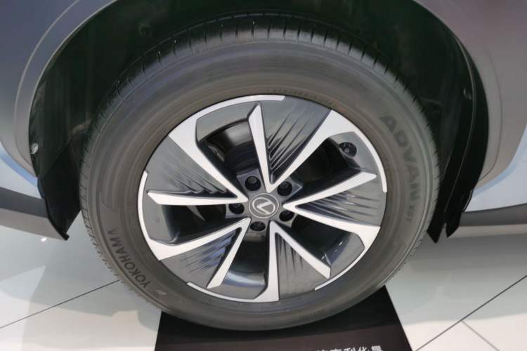 Used Lexus RZ 2023 450e All-Wheel Drive Luxury Edition