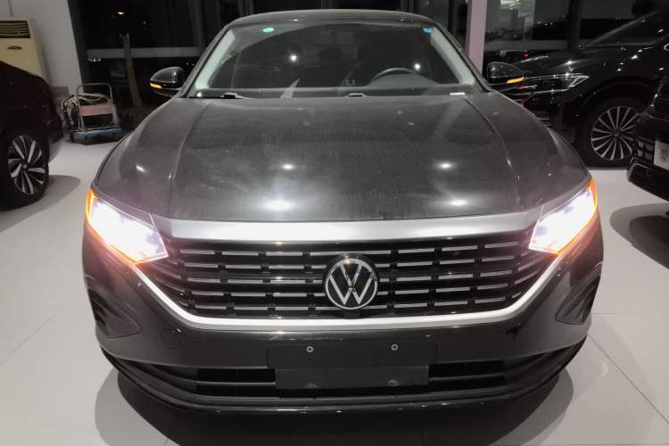 Used Volkswagen Passat 2022 280TSI Business Edition
