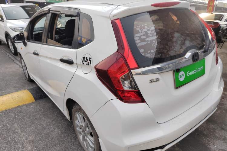 Used Honda Fit 2018 1.5L CVT Comfort Sunroof Version
