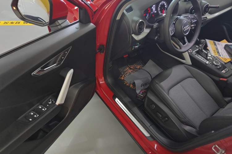 Used Audi Q2L 2018 35 TFSI Fashion Elegant Version China V