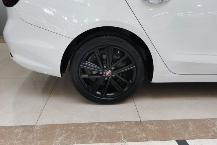 Used Roewe i5 2020 GL 20T Automatic 4G Connected Supreme Flagship Edition
