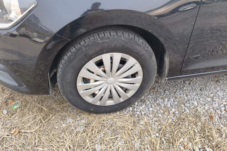 Used Volkswagen Santana 2016 1.6L Automatic Fashion Edition
