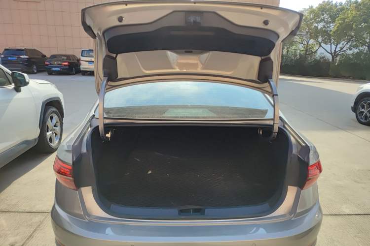 Used Volkswagen Sagitar 2020 200TSI DSG Comfort Version China VI Standard
