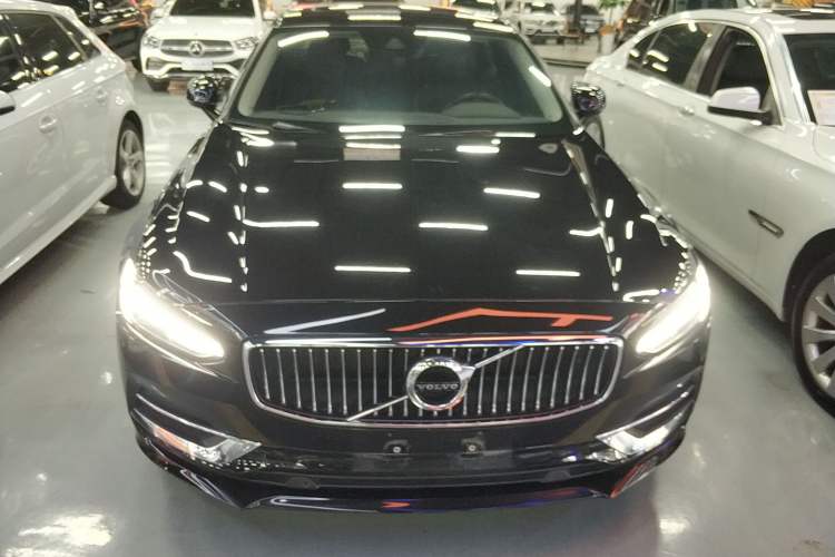 Used Volvo S90 2019 T5 Zhiyi Edition
