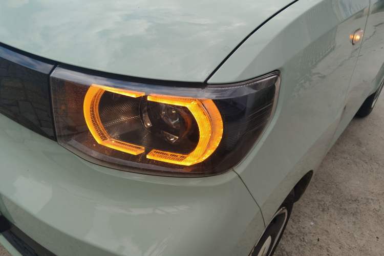 Used Wuling Hongguang MINIEV 2021 Macaron Premium Model – Lithium Iron Phosphate
