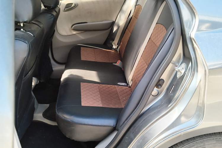 Used Everus S1 2014 1.3L Automatic Comfort Edition