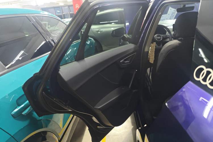 Used Audi Q2L 2018 35 TFSI Launch Exclusive Edition China VI
