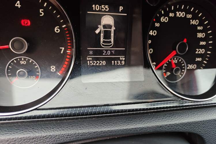 Used Volkswagen Magotan 2015 1.8TSI Advanced Model
