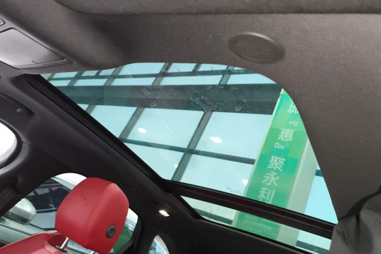 Used Jaguar F-PACE 2021 340 PS R-Dynamic SE
