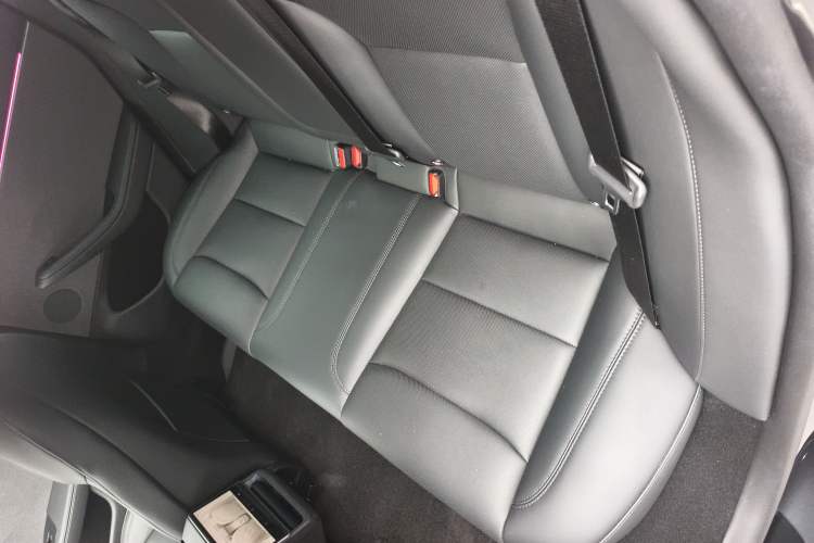 Used Tesla Model 3 2025 Rear-Wheel-Drive Version