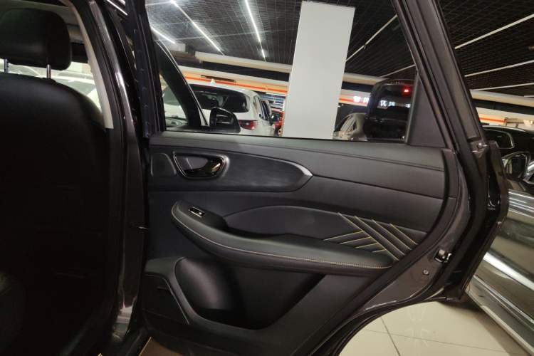 Used Roewe RX5 2021 PLUS 330TGI Automatic National Trend Intelligent Deluxe Edition
