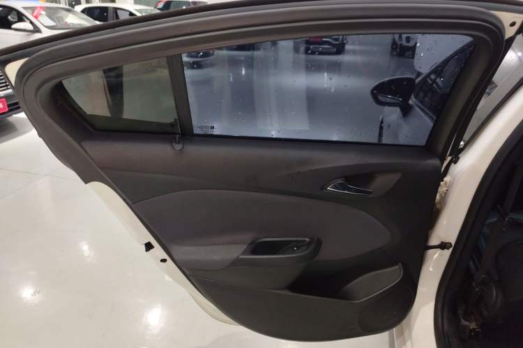 Used Chevrolet Cruze 2017 1.5L Manual Xuanfeng Edition
