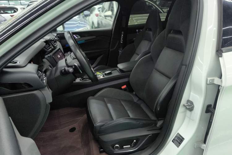 Used Lynk & Co 03 2022 1.5TD DCT JingPro
