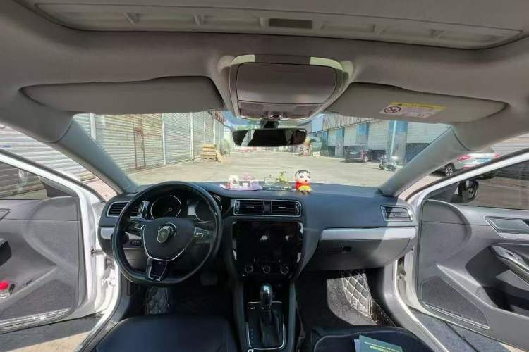 Used Volkswagen Sagitar 2018 1.6L Automatic Comfort Model
