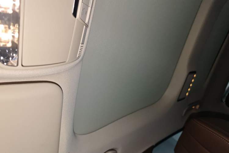 Used Mercedes-Benz E-Class 2023 E 260 L
