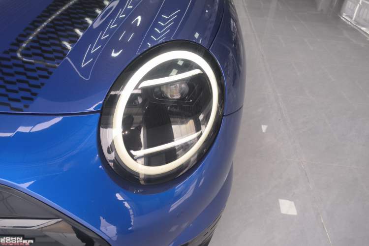 Used  Electric MINI COOPER 2024 452km COOPER SE Racing Driver
