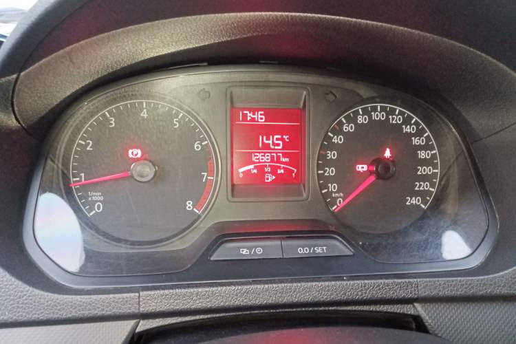 Used Volkswagen Jetta 2015 1.6L Manual Fashion Edition