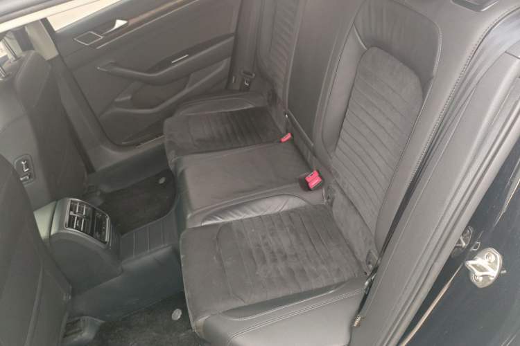 Used Volkswagen Magotan 2017 330TSI DSG Luxury Model
